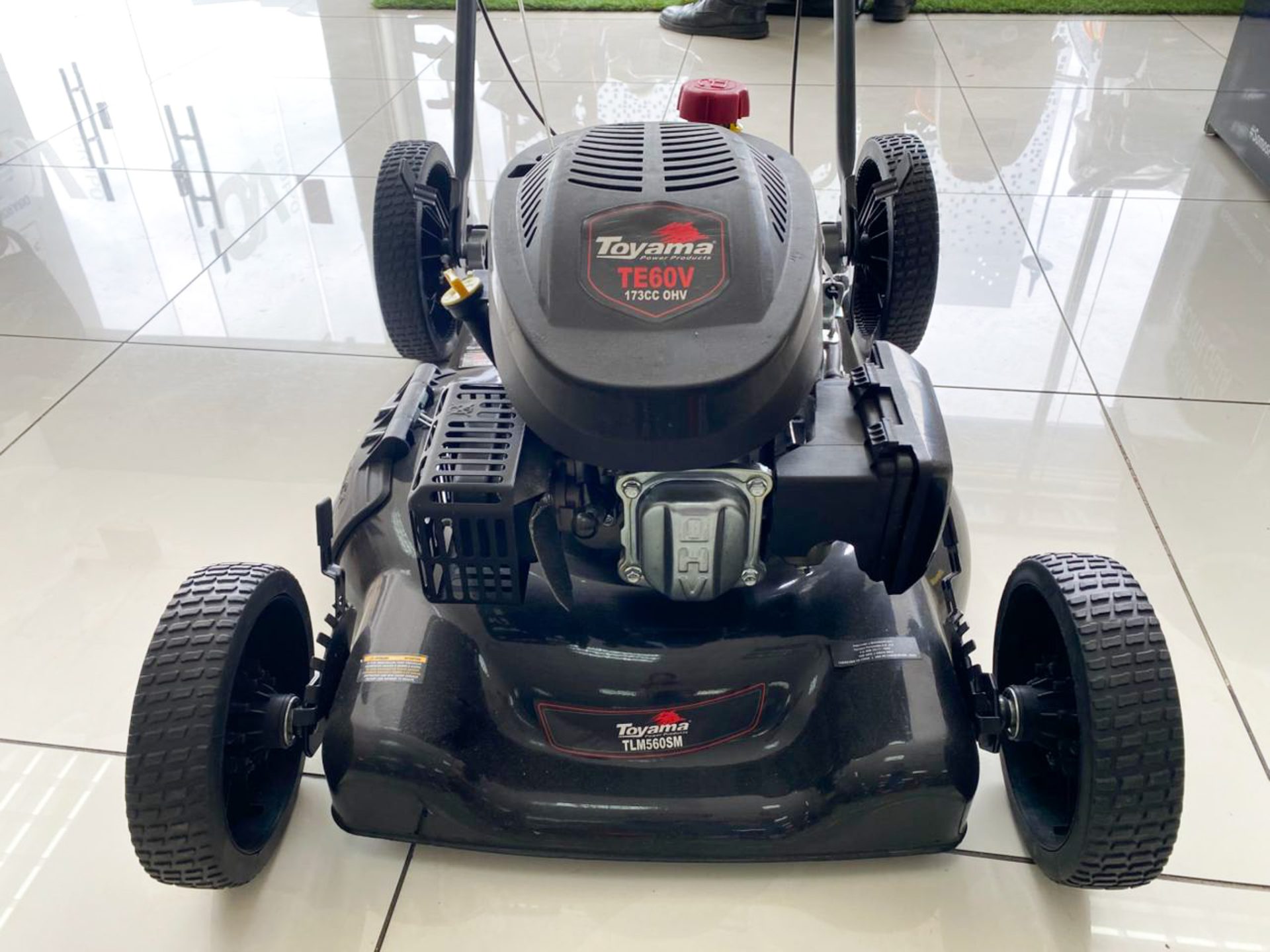 Cortadora de Césped TLM560SM-60 (liquidación) - Imagen 3